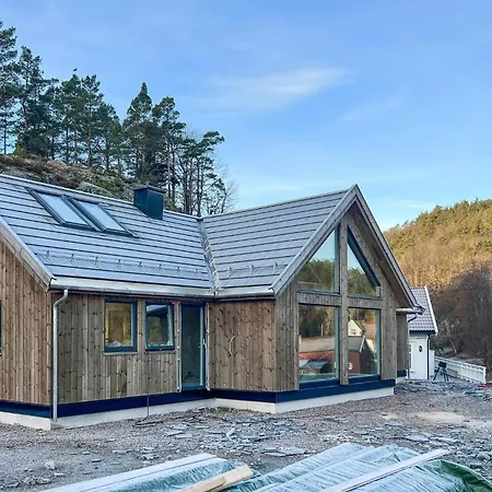 Lovely In With House Sea View Feriehus